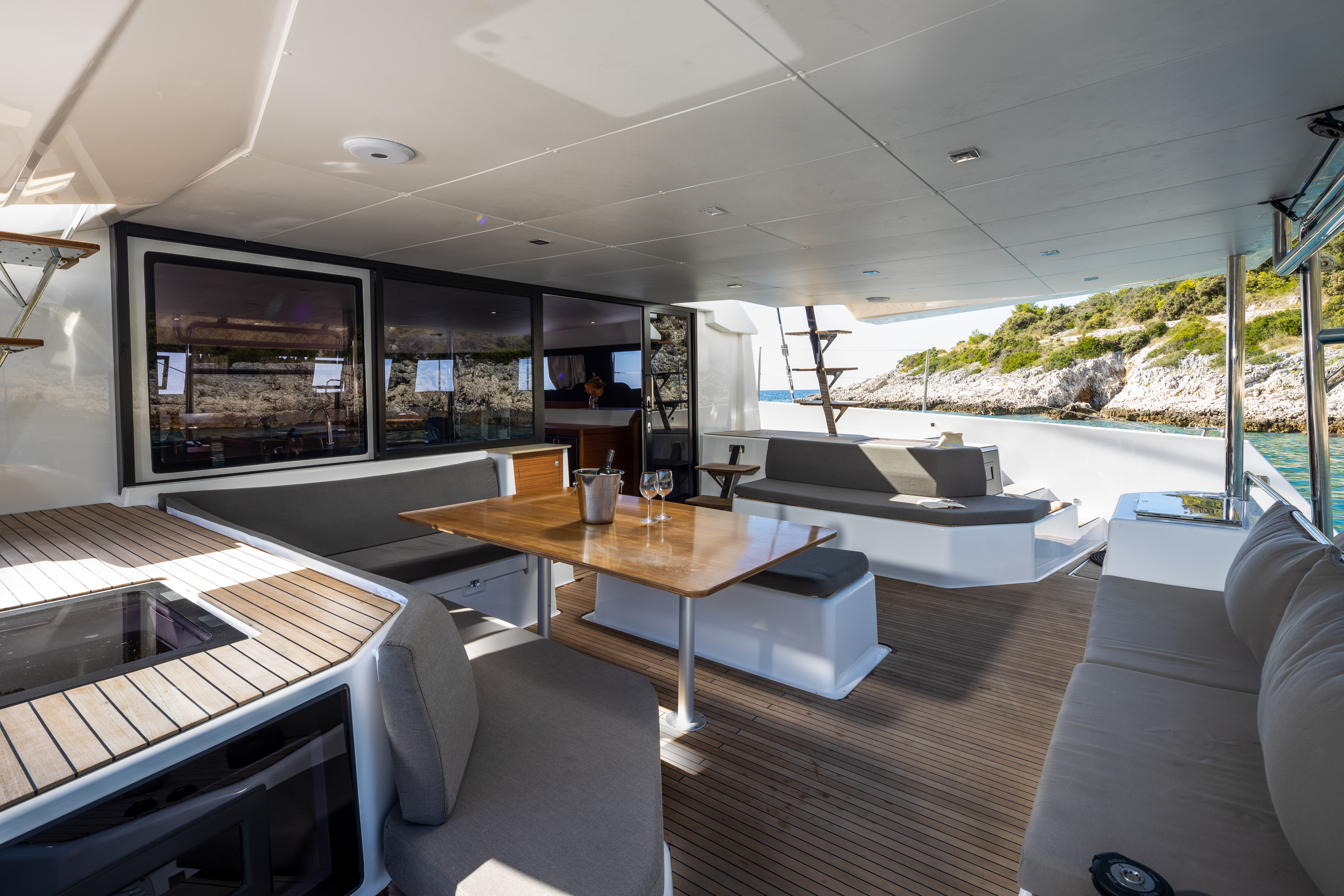 Flybridge